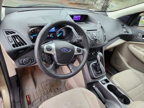 Used 2013 Ford Escape SE image 12