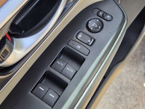 Used 2022 Honda CR-V EX-L image 27