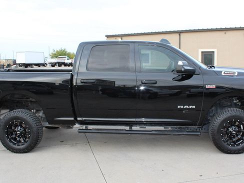 Used 2022 RAM 2500 Tradesman image 16