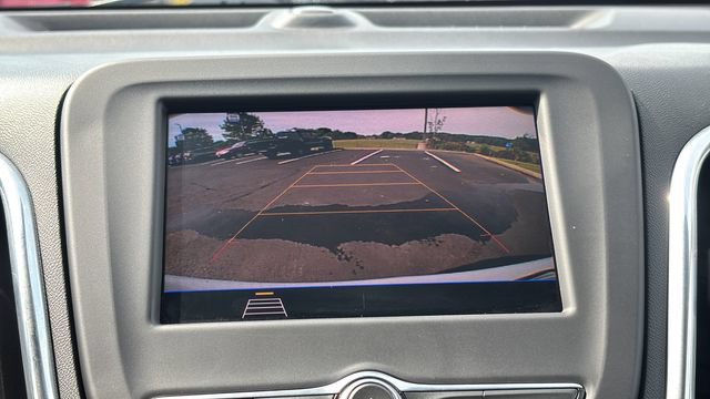 Used 2020 Chevrolet Equinox LT w/ Driver Convenience Package AWD/4WD image 23