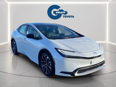 New 2026 Toyota Prius Plug-In Hybrid FWD image 19
