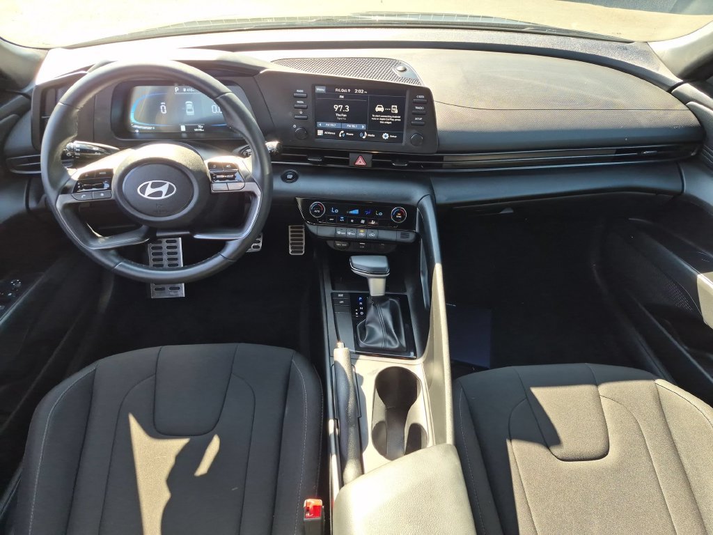 Used 2026 Hyundai Elantra Sport FWD image 26
