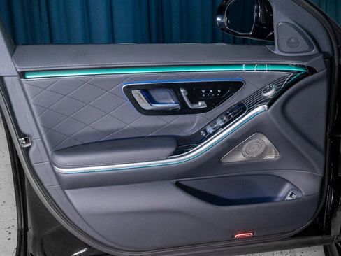 New 2026 Mercedes-Benz S 580 4MATIC Sedan image 11
