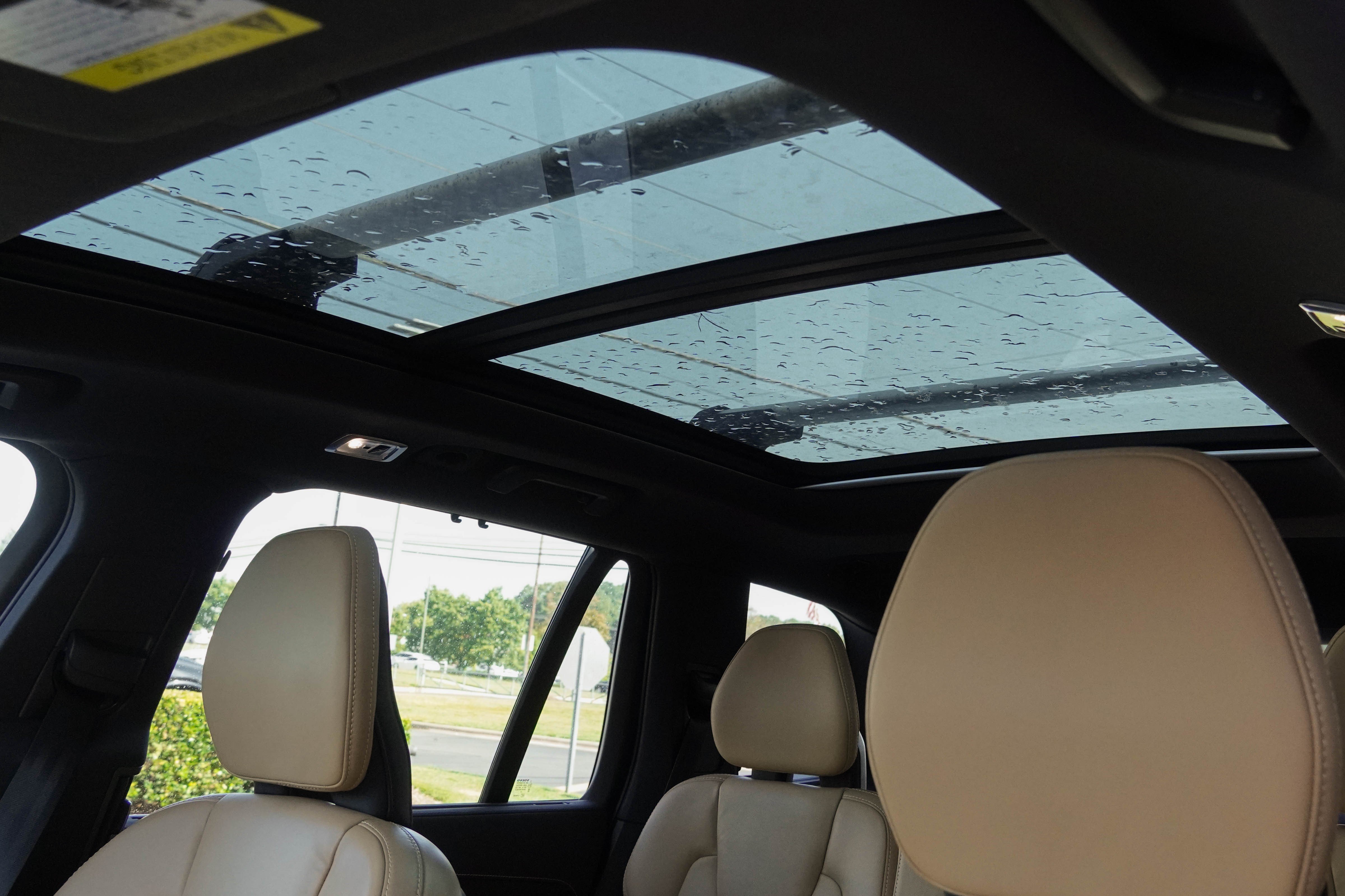 Used 2022 Volvo XC90 T6 Inscription w/ Advanced Package AWD/4WD image 11