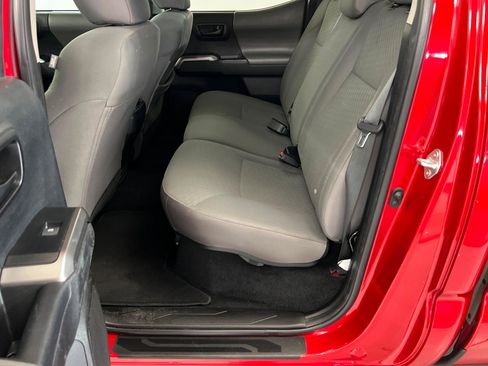 Used 2023 Toyota Tacoma SR5 RWD image 23