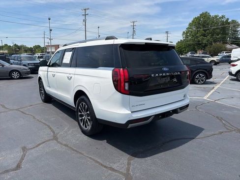 Used 2025 Ford Expedition Max Platinum AWD/4WD image 5