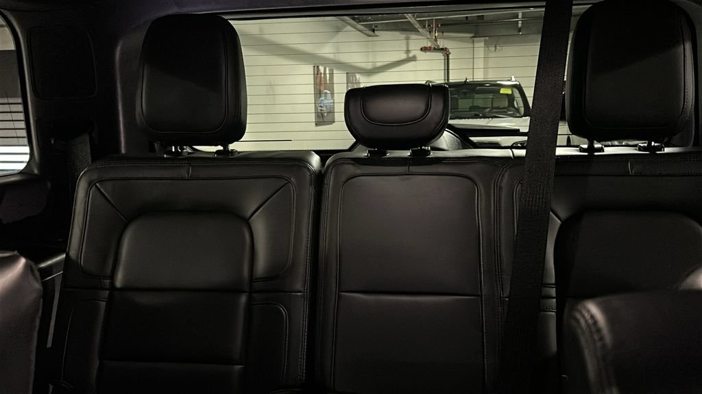 Certified 2022 Lincoln Navigator Reserve AWD/4WD image 29