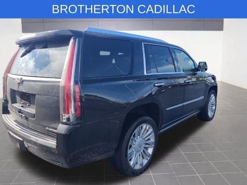 Used 2019 Cadillac Escalade Platinum image 8