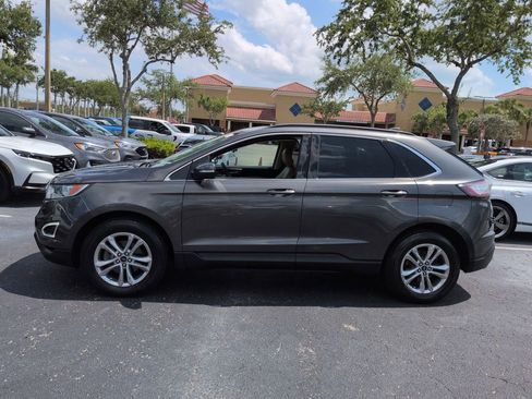 Used 2018 Ford Edge SEL w/ Equipment Group 201A FWD image 7