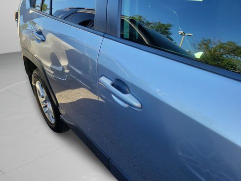 Used 2020 Toyota RAV4 XLE image 16