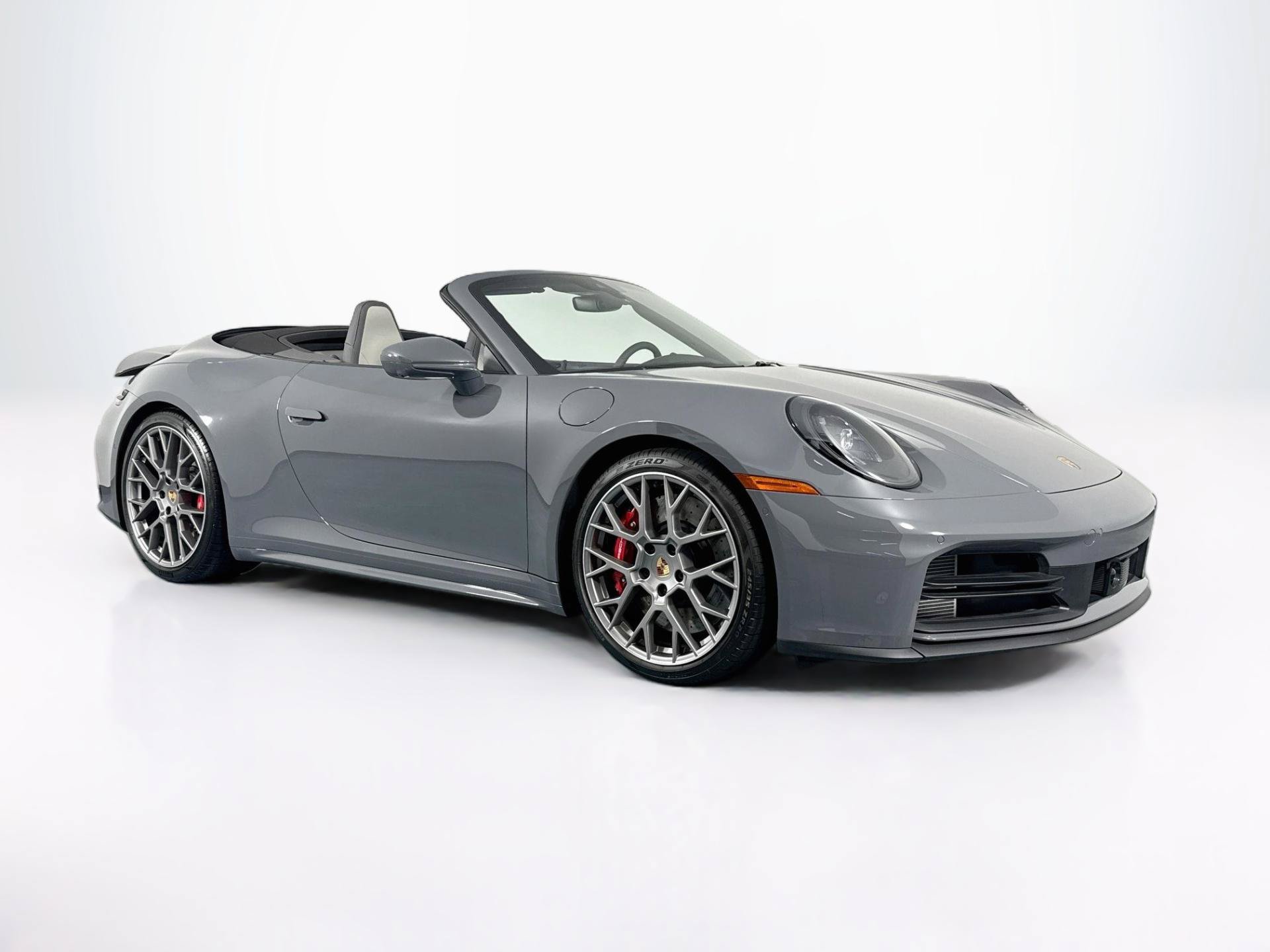 Used 2025 Porsche 911 Carrera S RWD image 3