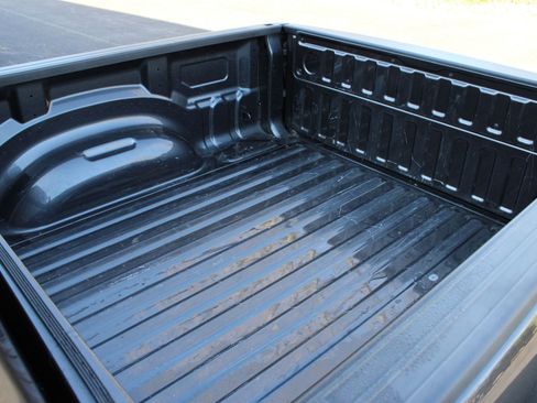 Used 2019 RAM 1500 Laramie image 12