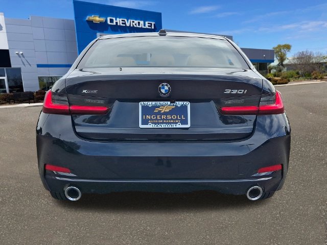Used 2026 BMW 330i xDrive Sedan w/ Premium Package AWD/4WD image 25