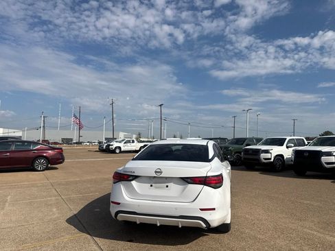 Certified 2025 Nissan Sentra SV w/ All-Weather Package FWD image 20