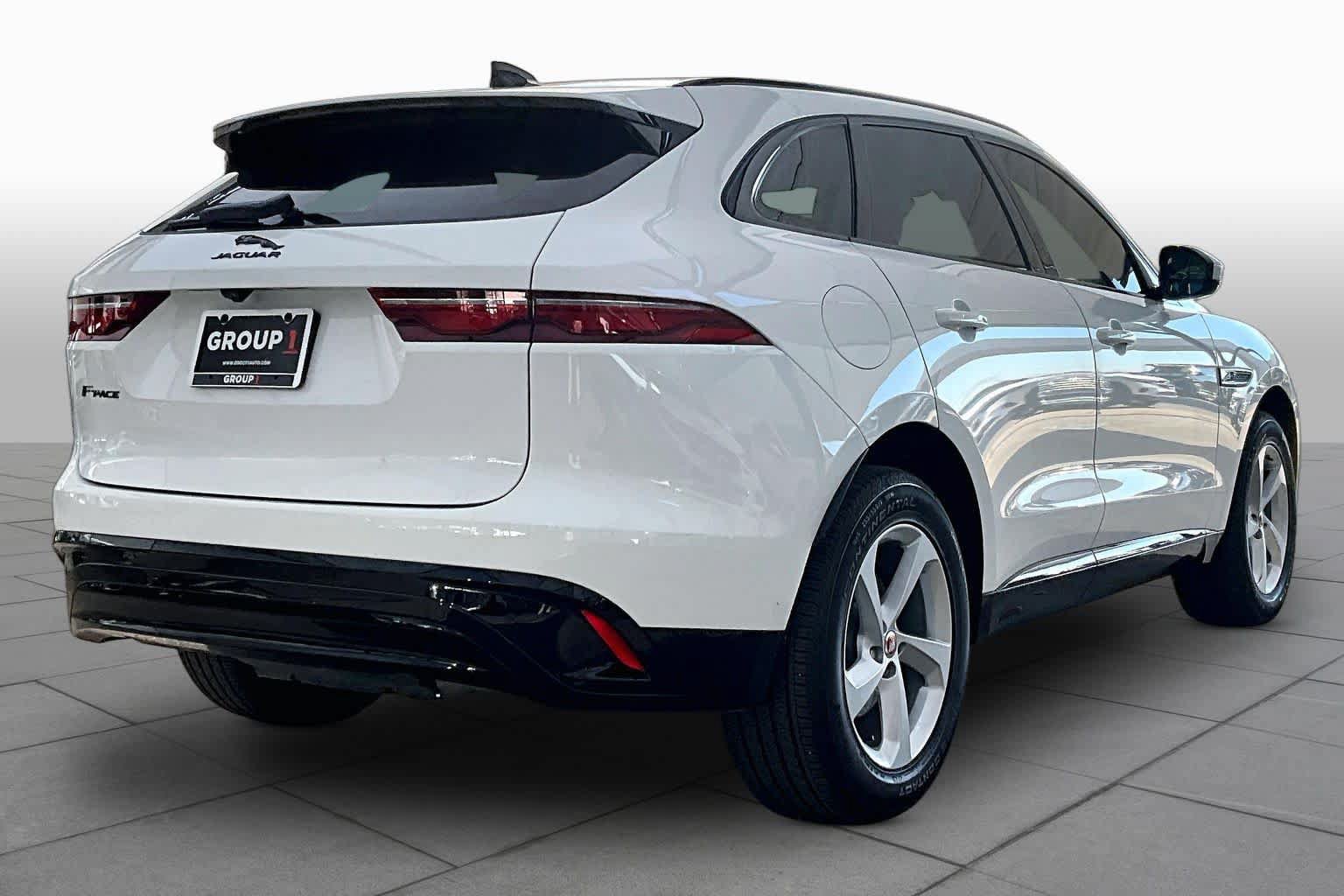 Used 2023 Jaguar F-PACE S AWD/4WD image 12