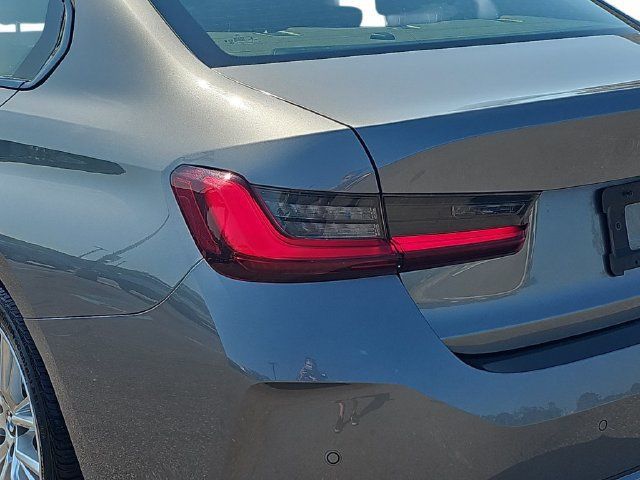 Used 2023 BMW 330i Sedan w/ Driving Assistance Package RWD image 36