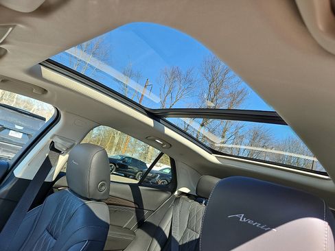 Used 2023 Buick Envision Avenir image 14