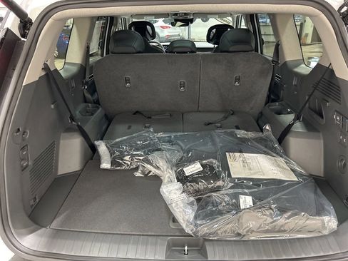 New 2026 Kia EV9 Wind image 30