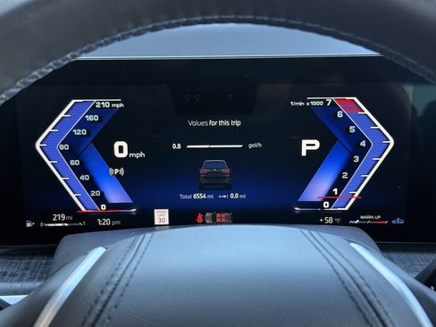 Used 2025 BMW ALPINA XB7 image 13