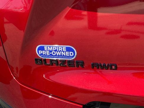 Used 2022 Chevrolet Blazer RS w/ Enhanced Convenience Package image 5