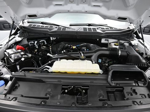 Used 2025 Ford F150 XL image 14