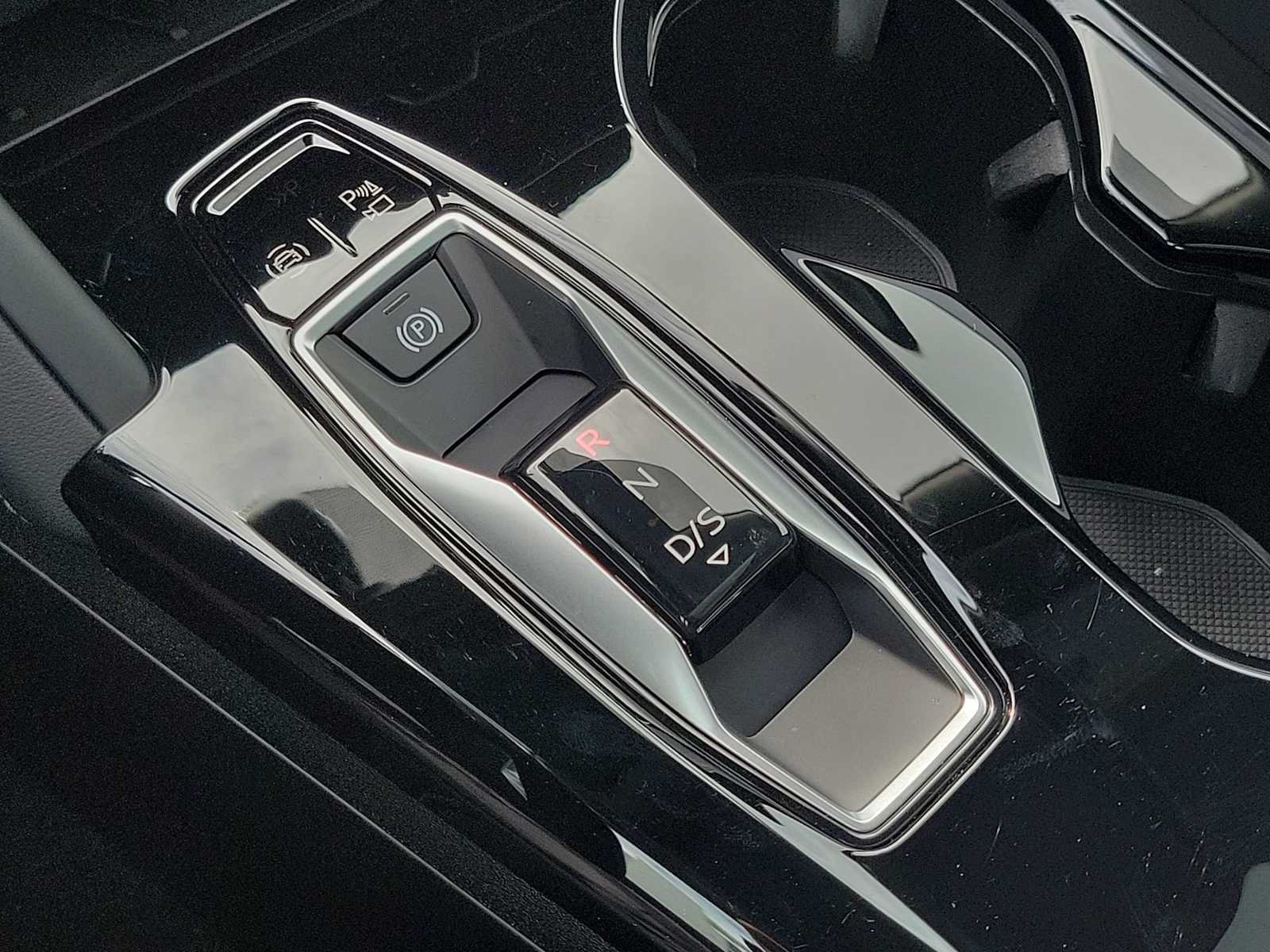 Certified 2025 Audi Q5 Premium Plus w/ Premium Plus AWD/4WD image 32