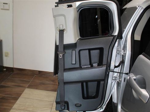 Used 2007 Toyota FJ Cruiser 2WD image 31