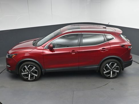 Used 2020 Nissan Rogue Sport SL w/ Premium Package image 40