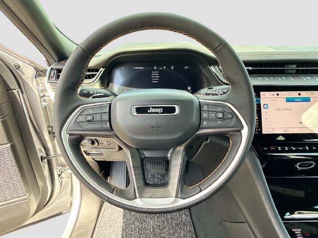 New 2026 Jeep Grand Cherokee Limited AWD/4WD image 8