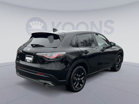 Used 2023 Honda HR-V Sport image 7