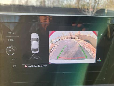 Certified 2025 Volkswagen Jetta Sport image 32