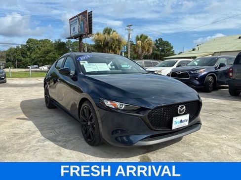 Used 2024 MAZDA MAZDA3 s FWD image 1