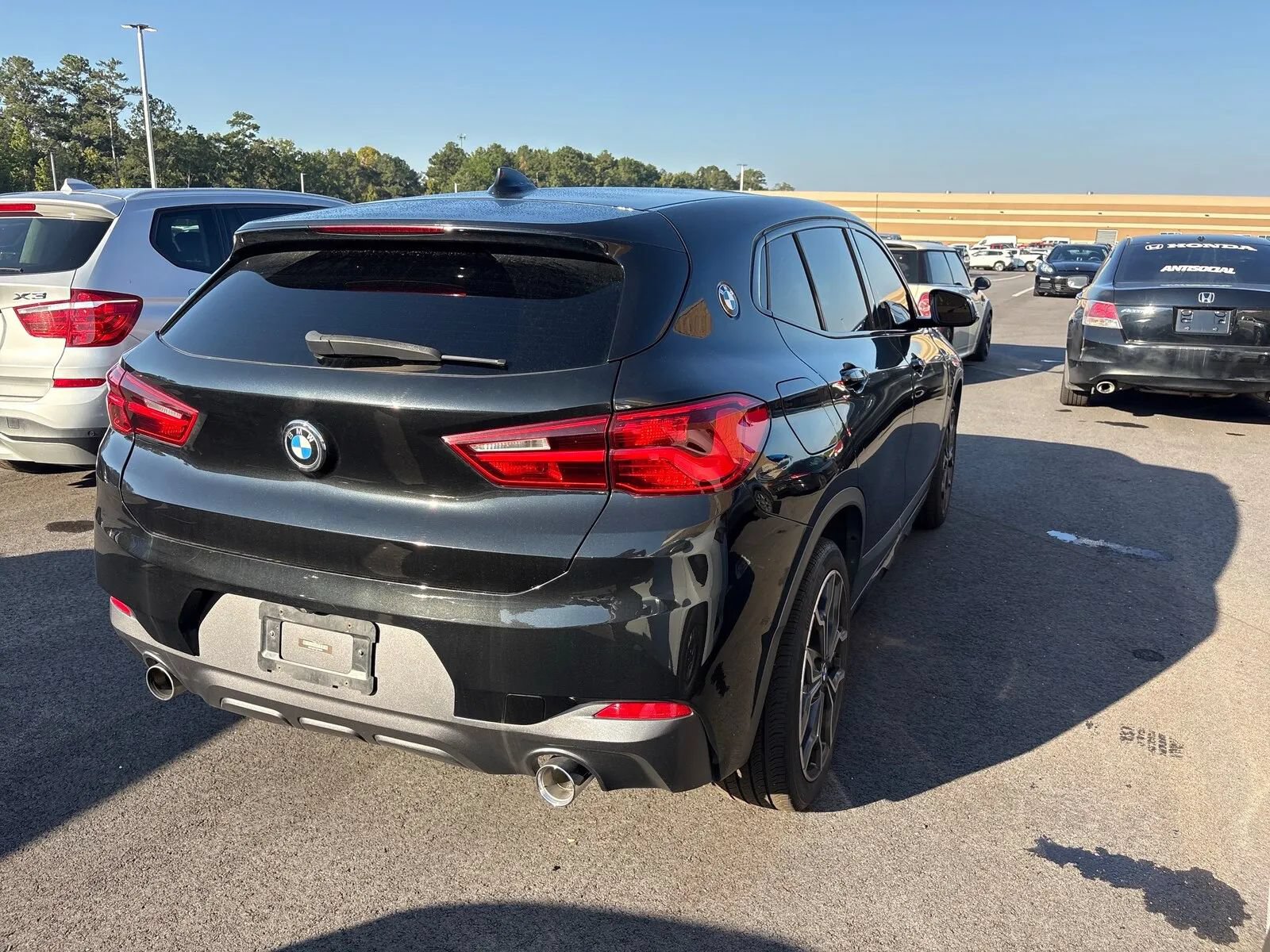 Used 2018 BMW X2 xDrive28i AWD/4WD image 2
