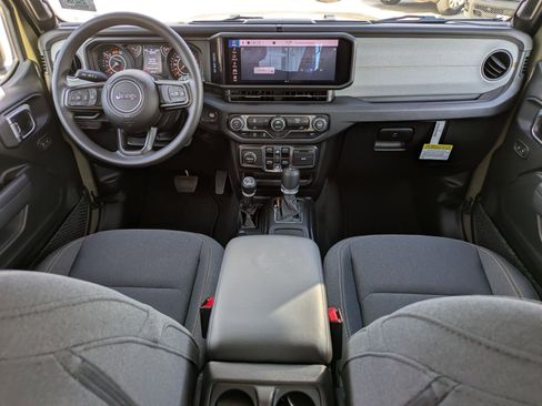 Certified 2025 Jeep Wrangler Sport image 15
