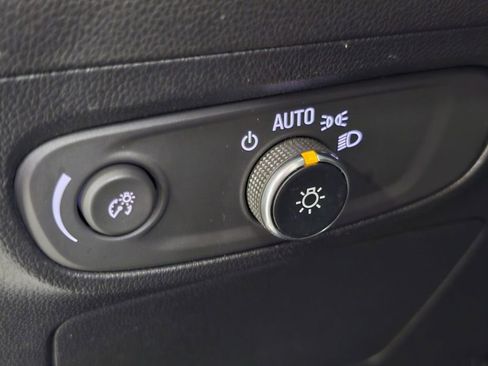 Used 2024 Buick Encore GX Preferred FWD image 27
