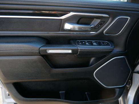 Used 2021 RAM 1500 Laramie image 31