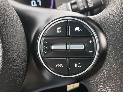Certified 2023 Kia Soul LX w/ LX Technology Package FWD image 24