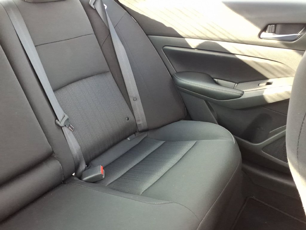 Used 2022 Nissan Altima 2.5 SV FWD image 18