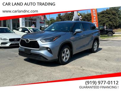 Used 2022 Toyota Highlander LE