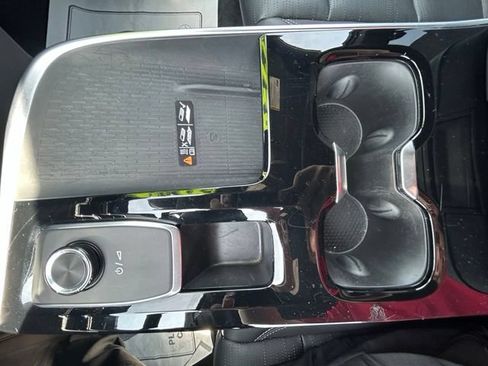 Used 2025 Buick Enclave Sport Touring FWD image 45