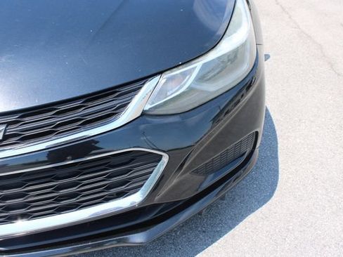 Used 2016 Chevrolet Cruze LT FWD image 38