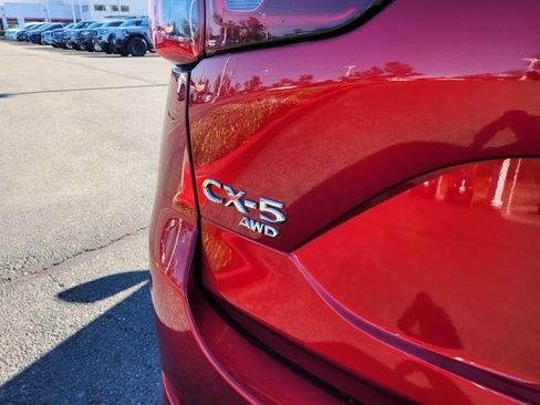 Used 2024 MAZDA CX-5 AWD 2.5 S w/ Select Package image 6