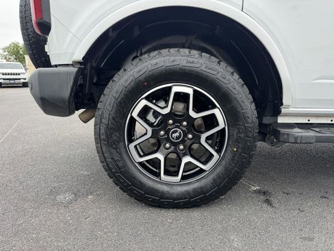 Used 2023 Ford Bronco Outer Banks AWD/4WD image 47