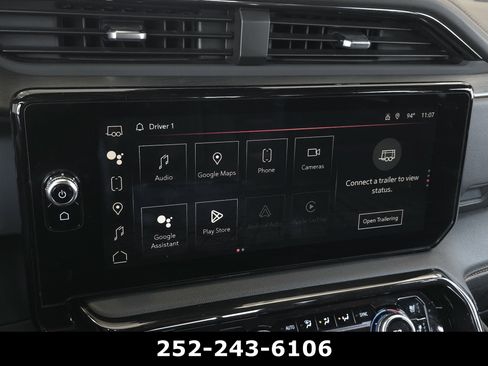 Used 2024 GMC Sierra 1500 AT4 w/ Technology Package AWD/4WD image 17