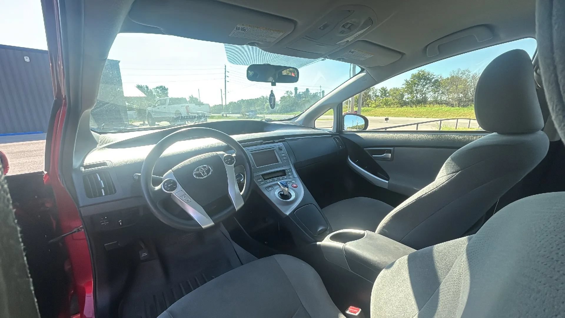 Used 2014 Toyota Prius Two FWD image 6