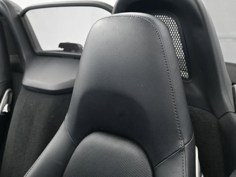 Used 2016 Porsche Boxster RWD image 15