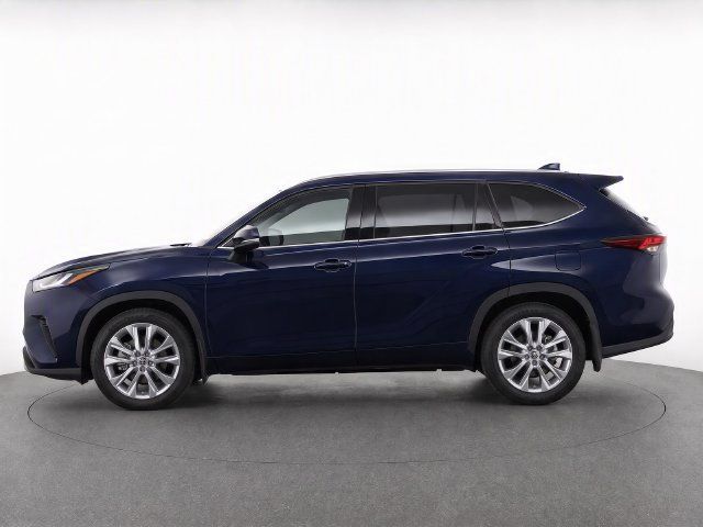 Used 2020 Toyota Highlander Limited AWD/4WD image 6