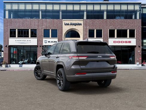 New 2026 Jeep Grand Cherokee Limited AWD/4WD image 3