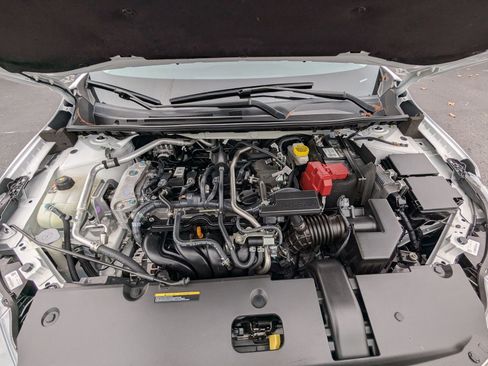 Used 2024 Nissan Sentra SV image 23