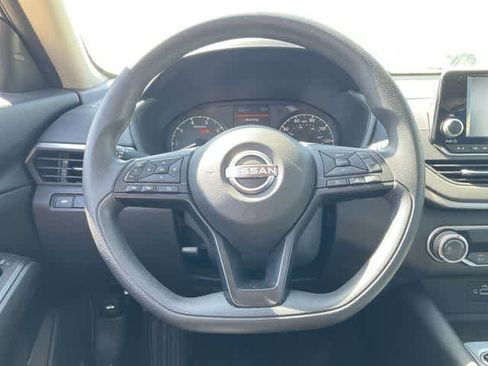 Used 2024 Nissan Altima 2.5 S image 19